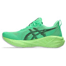 Asics Tênis de corrida Novablast 5